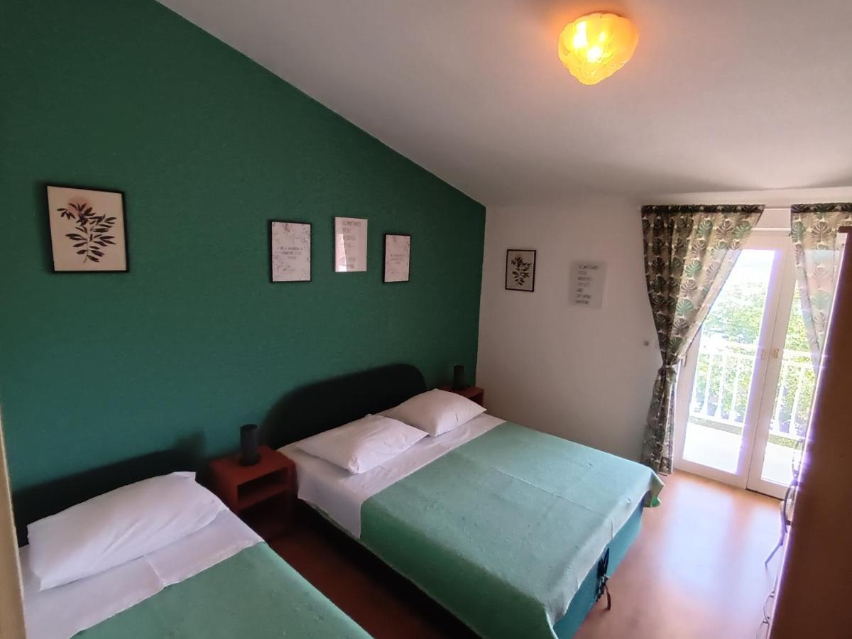 Apartments Danijela Tribalj エクステリア 写真