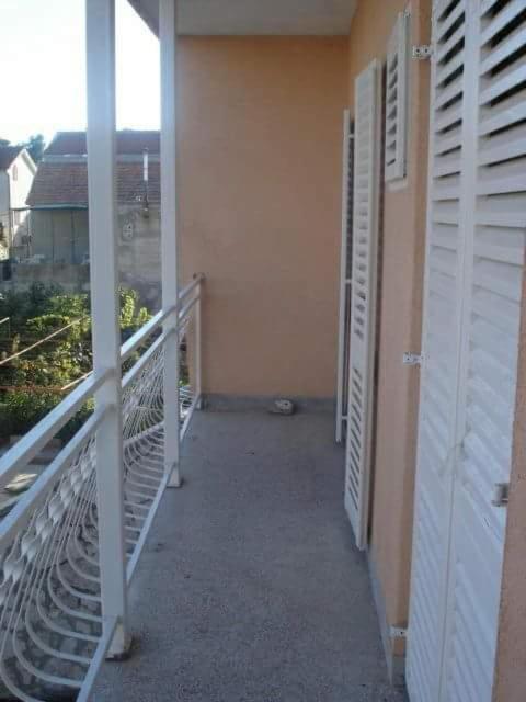 Apartments Danijela Tribalj エクステリア 写真