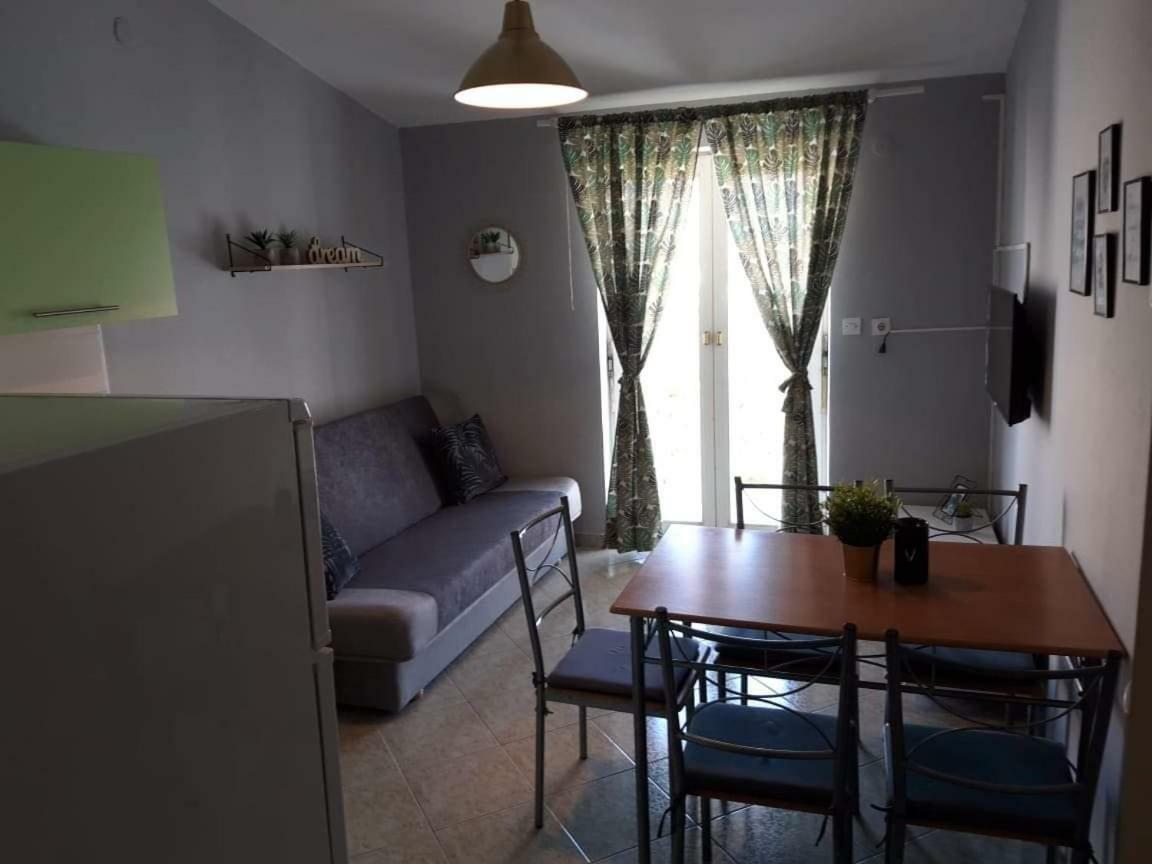 Apartments Danijela Tribalj エクステリア 写真